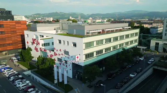 Building management system for a blood centre in Linz, Austria