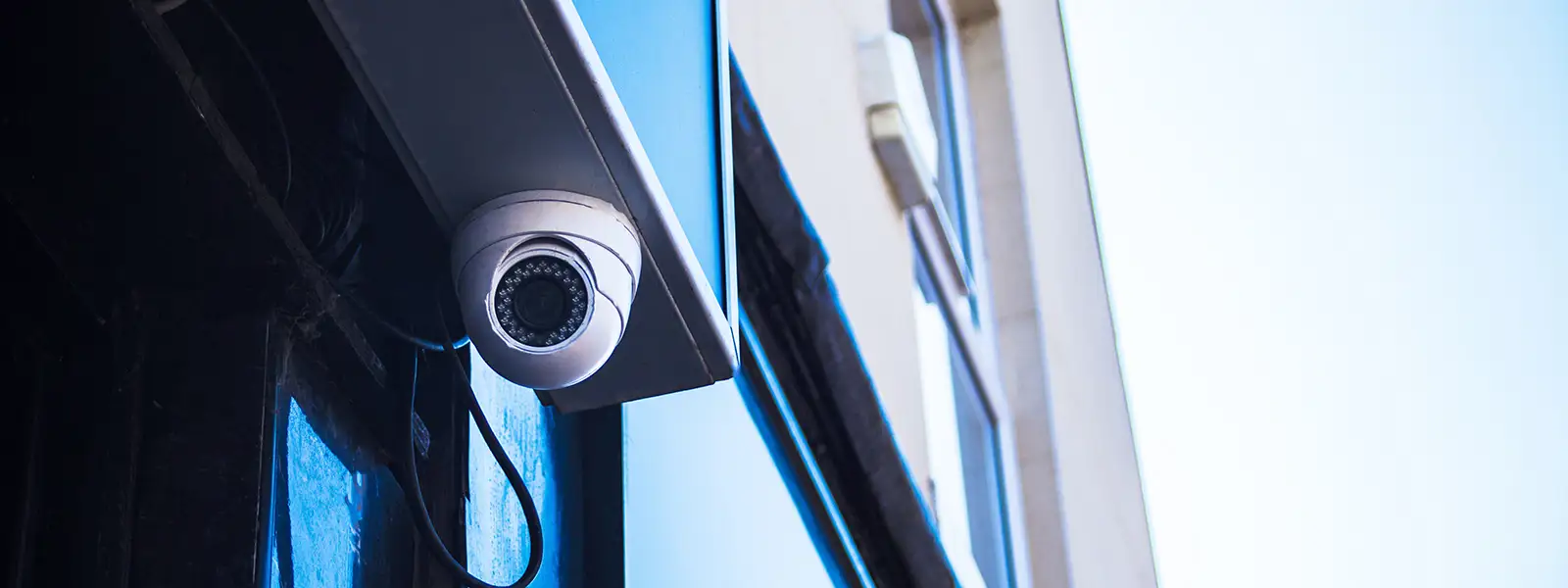 Keeping large properties with multiple entrances and hundreds of users safe, user-friendly and…